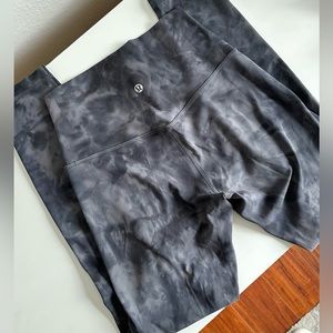 Lululemon Align Leggings Size 4, 25”